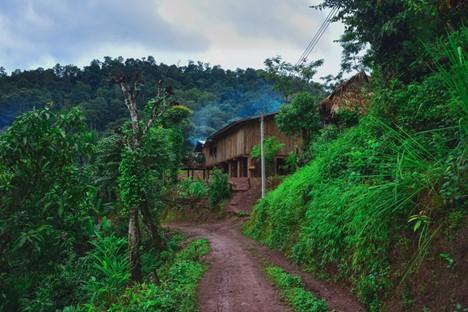 สภาพถนนเส้นทางสัญจรในชุมชน
(ที่มา : ไม่กี่บาทBackpacker, 2563)