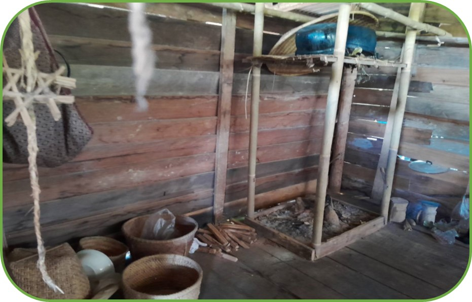 ภาพที่ 13 บ้านผี